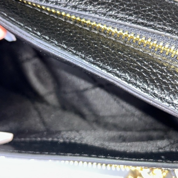 Michael Kors Jet Set Leather Cross Body Bag - Picture 9 of 11